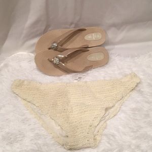 Aeropostale Ivory swim bottom crochet bikini